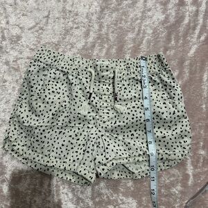Old Navy Women's High Waist Black and White Patterned Shorts